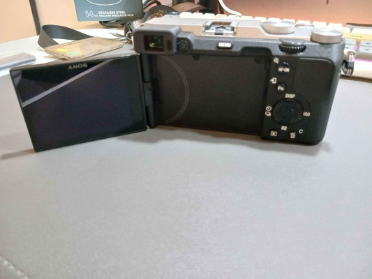 Sony A7C