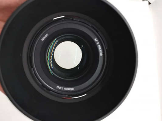 Nikkor 85mm f1.8G prime lens