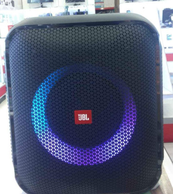 JBL PARTYBOX ENCORE ESSENTIAL