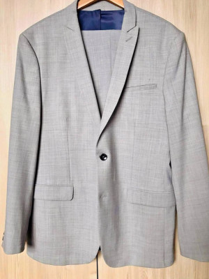 Zara Light Gray Suit