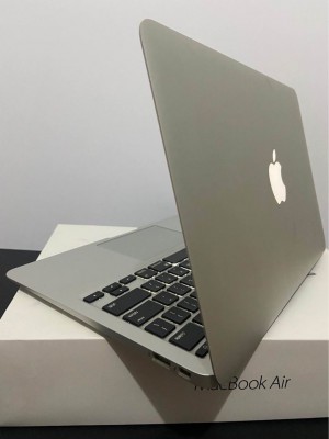 MacBook Air 2015 11” Complete