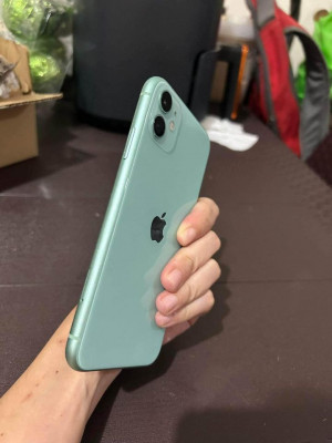 For Sale! iPhone 11 64gb Mint Green