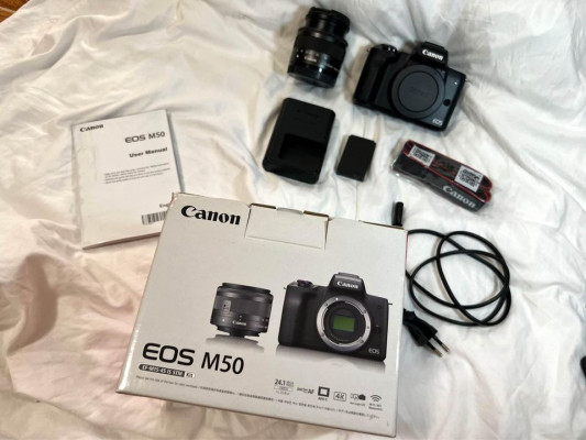 Canon Eos m50 Mirrorless Camera With Lens Kit