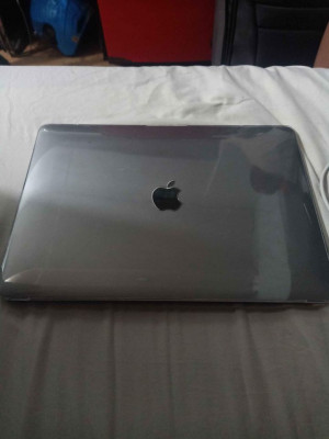 MacBook air 2020