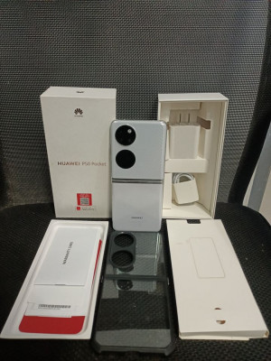 my months old Huawei P50 POCKET 8/256 GB to your?