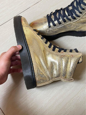 Authentic Dr. Martens - Mix