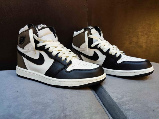 Air Jordan 1 High Dark Mocha