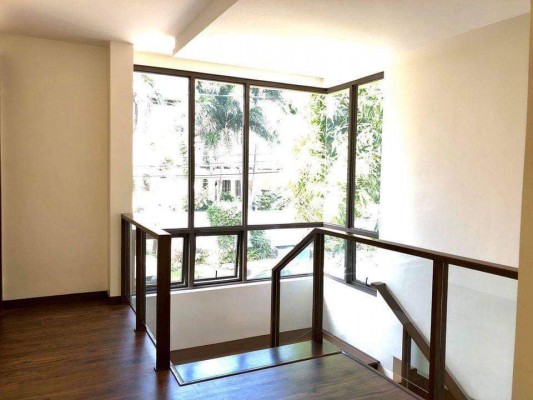 Brand New HOUSE and Lot FOR SALE