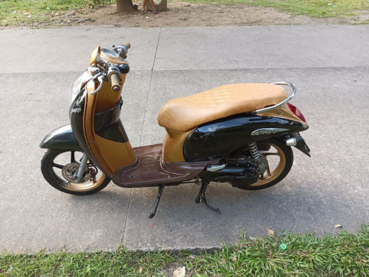 HONDA SCOOPY 110cc