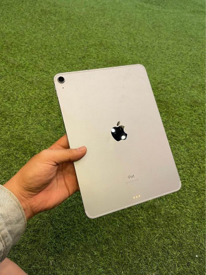 iPad Air 4 generation 64 wi-fi good as new no issue