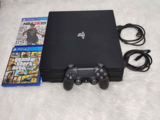 PS4 Pro 1TB with 2 Games