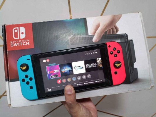 For Sale 2nd Hand Nintendo Switch V1 Neon JB 256GB Complete Full of Games