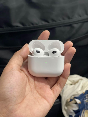Original Airpods gen 3