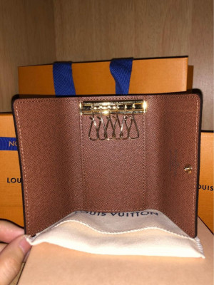 Louis Vuitton LV 6 Key Holder Multicles Monogram