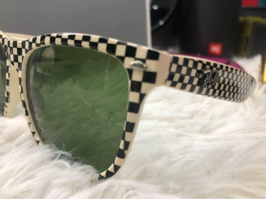 Ray-Ban Wayferer checkered Sunglass
