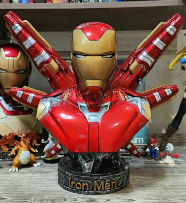 IRON MAN MARK 85 RESIN BUST 44CM