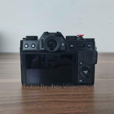 Fujifilm XT20 - Black (Excellent Condition)(Low SC)