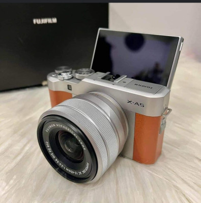 FUJIFILM X-A5 24.2MP Digital Camera 15-45mm Lens Kit Brown JAPAN.