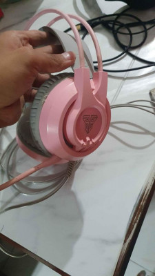 Headset for sale