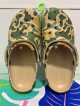 Classic Printed Camo Clog In Chai Tan M9/W11