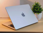 Macbook Air 13inch 2022 M2 Under warranty Of apple store