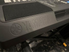 YAMAHA PSR-E373