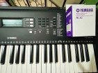 Yamaha PSR - E373 Organ / Keyboard
