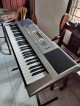 Yamaha PSR E353