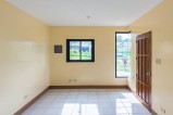 Gorgeous Modern House and Lot in Estanza Legazpi City