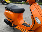 Vespa S125 orange