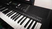 Yamaha E373 Keyboard