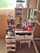 For sale: Vanity with mirror & chair (items not included)