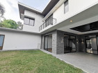 Majestic Charming House and lot for Sale in Ayala Heights