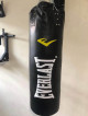 EVERLAST PUNCHING BAG