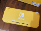 Nintendo Switch Lite Yellow