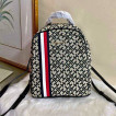 tommy bag pack