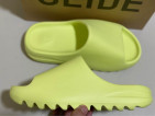 Yeezy Slides “Green Glow” - 8US/UK