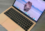 Macbook Air 2019 Lady Owned