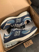 NEW BALANCE 2002R