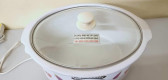 Slow cooker