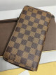 Louis Vuitton Zippy Wallet