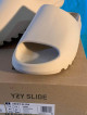 YEEZY SLIDE "BONE" 12US