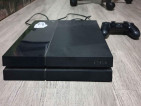 PS4 Phat (500 gb) w/ DS4