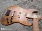 Bacchus Jazz Bass LED
