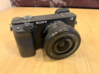 Sony A6400 w/ kit lens (Good as new)
