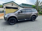 2014 Mitsubishi montero