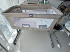 Chicco Next2Me Essential Cosleeper Crib
