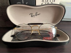 Comes with Original Rayban Clamshell Hardcase and microfiber cloth