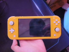 NINTENDO SWITCH LITE YELLOW