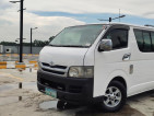 toyota hiace commuter 2008 model